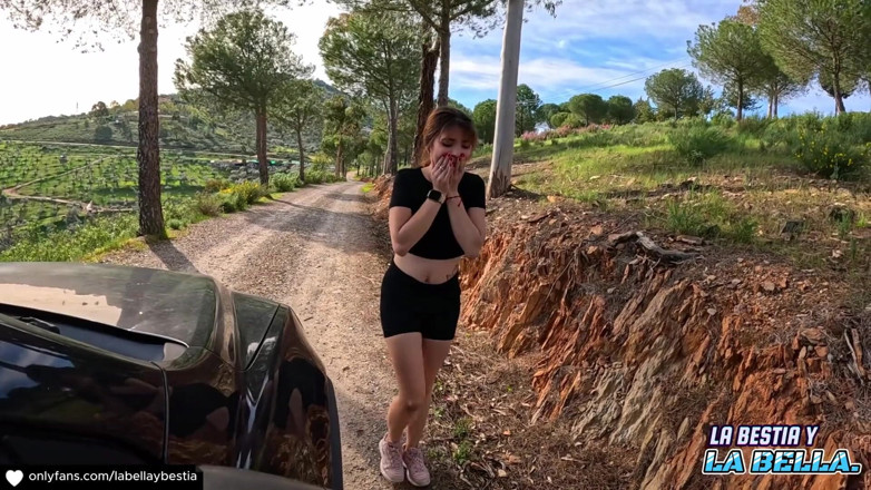 Labestiaylabella: สาว 18 ปี ขับรถไปพลางๆ หีสั่นกระตุก เราจบด้วยเย็ดตูดกลางแจ้ง ร้อนแรงมาก!!!