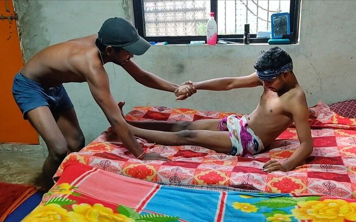 Desi King Gaju: Adorável namorado dois romance gay e cama velha fodendo