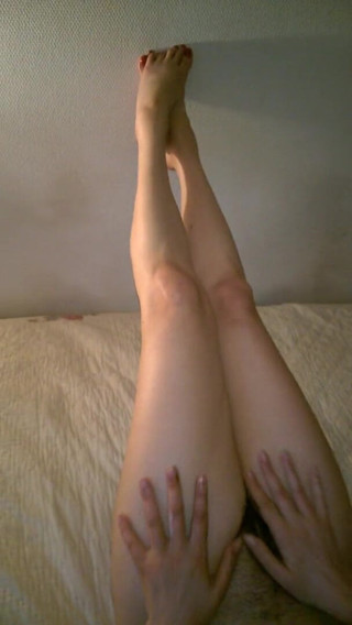 JoyTwoSex: Hairy JoyTwoSex - Touching my body