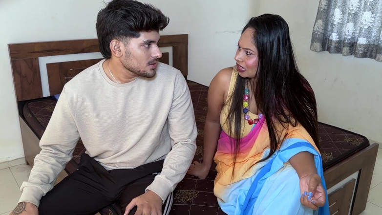 BoldkaAdda: Efter att mannen gick ringde Bhabhi till sin granne och...