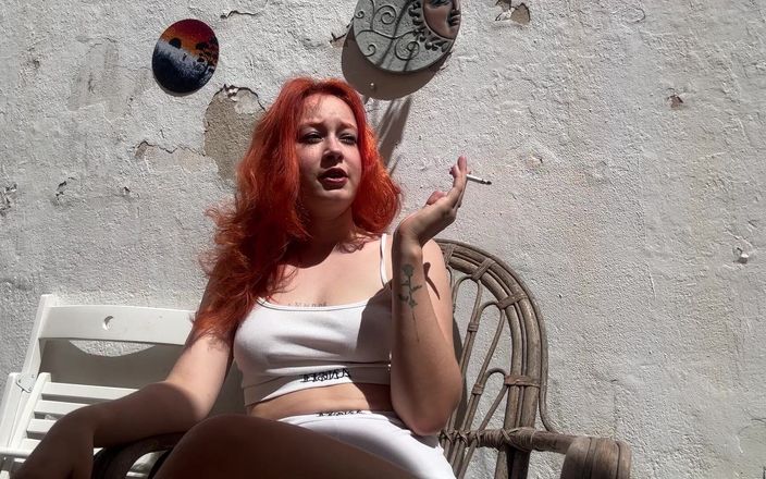Sheryl X Sinclair: Smoking Fetish: Talk About Smoke Experience