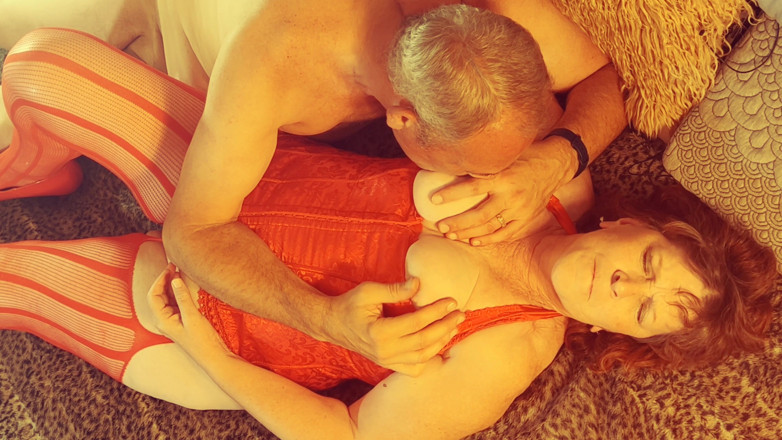 Carmen Angel: कमबख्त नानी लाल परी एलपी