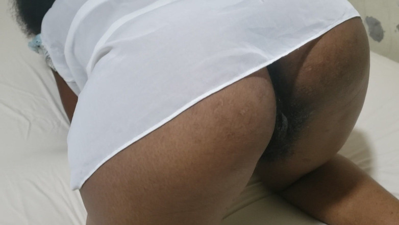 Lovemina: Me encanta follar a mi novio en la habitación