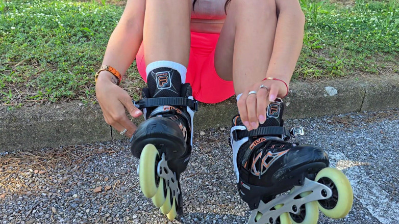 Passionsecret07: Горячая сводная сестра на Rocket Skates занимается хардкорным сексом