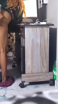 Office Me Accountant Ke Sath Sexy Staff Ne Khub Mast Chudai Video