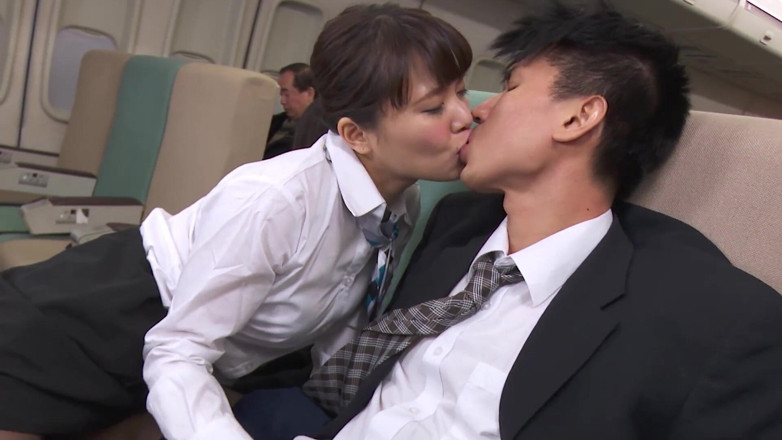 JAPAN IN LOVE: Japon fantasmes, scène - une Japonaise 3_pretty se fait éjaculer dans sa chatte...