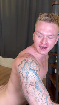 Svalnatý chlapec