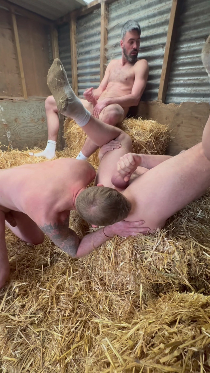 TheTallBrit: 4way, fermier, premier quatuor avec la grande Britannique