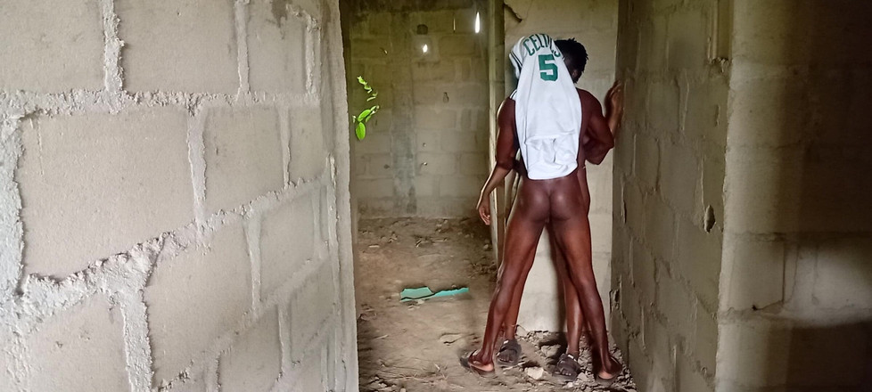 Creamyshuga: Çiftçilik yapıyorsa, eski sevgilisini arayıp onunla buluşmasını söyledi, o geldi...