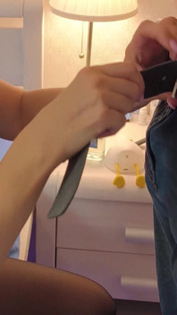 낯선 이에게 펠라를 주는 마누라. 부르다. 24813년 4월
