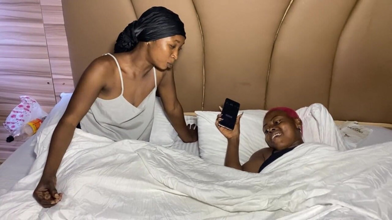 Moonlight blues: Curvy Babe Letting Her Roommate Fuck Big Cock Boyfriend