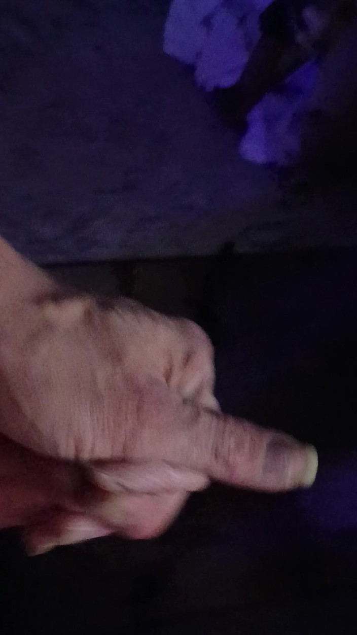 DeepthroatCumslut: Mein großer schwanz 2