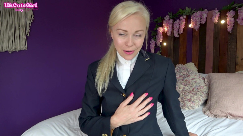 UKCuteGirl: Coaching masturbatoire équestre : je me supplie d’éjaculer sur les fesses