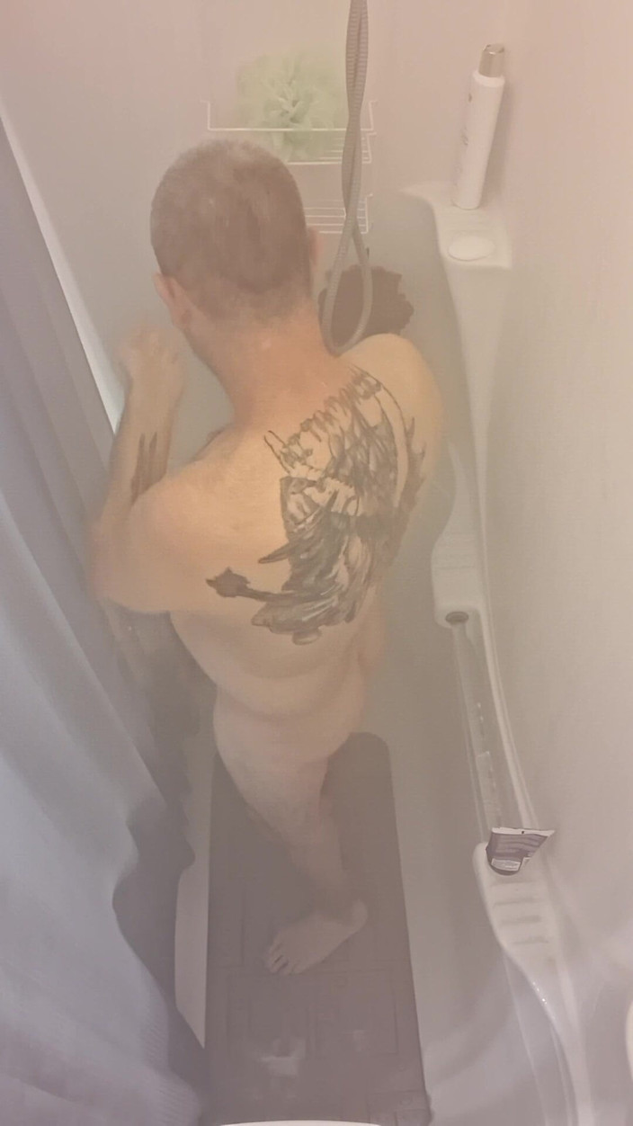 DubeSnackes: Dubesnackes, "shower Time", Rubbing Soap Bubbles All Over My Body, Then...