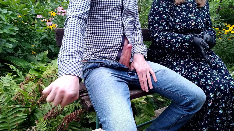 OurFetishLife: Jiran panas secara rahsia meminta air mani saya untuk hubby...