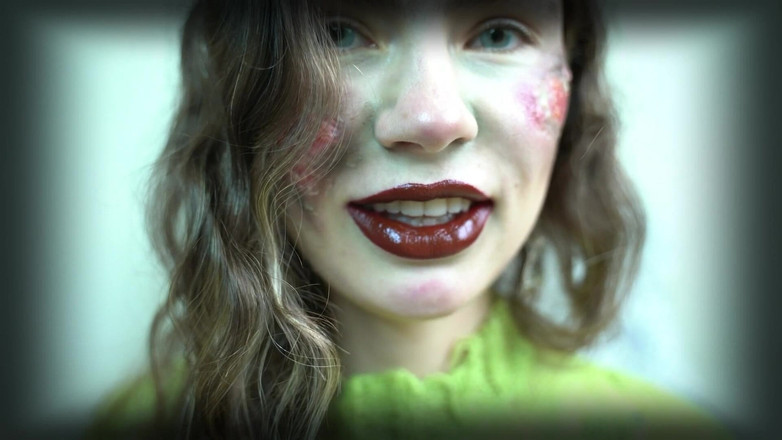 Rarible Diamond: Hungrig zombieflicka kyssa
