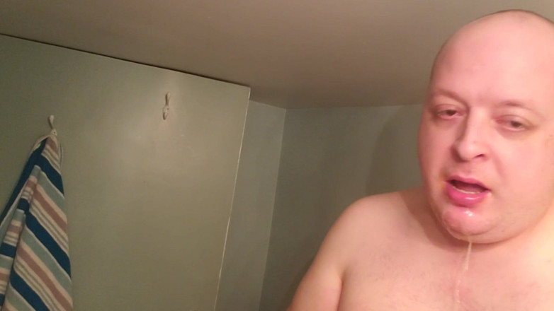 Charlieboy69: Facefuck, Deepthroat, Huge King Cock, 11 Inch Dildo, Huge Bulge