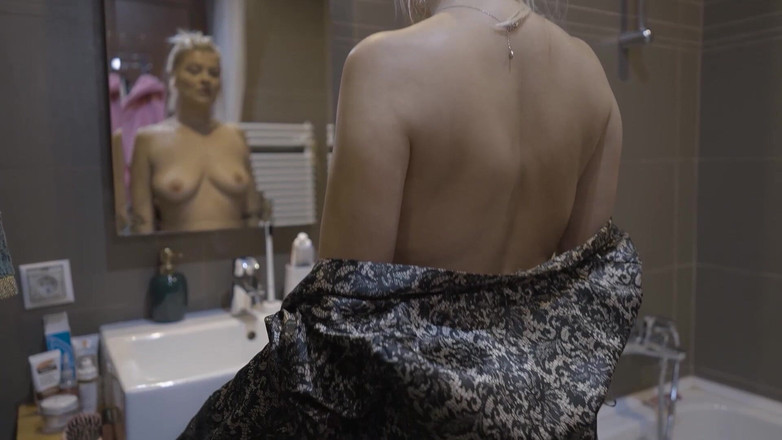 Limitless and Special: Deepthroat Queen: Fără reflex de vomac, doar