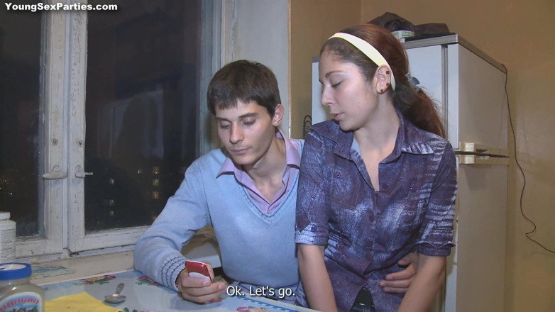18 Videoz: Russian teens getting their pussies slammed in foursome