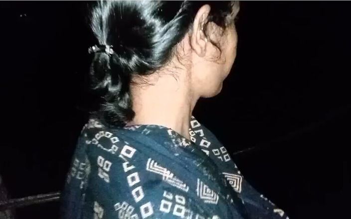 RadhaDevi: Por la noche, la folló su amigo