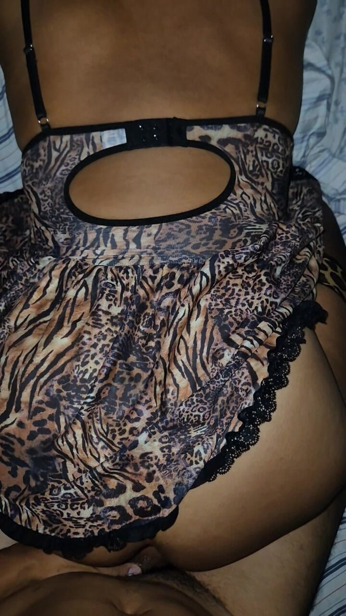 RealAmateuur: Nach einer Kostümparty sah ein Fremder mich in meinem sexy...