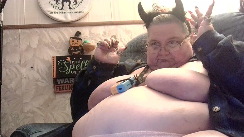 Mistress_T_FD_GD: Nanowrimo Day 1