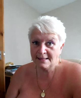 Uk Joolz: स्ट्रीम स्टार्ट