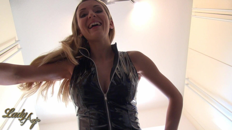 Lady Anja: Schluck Rotze, Loser!
