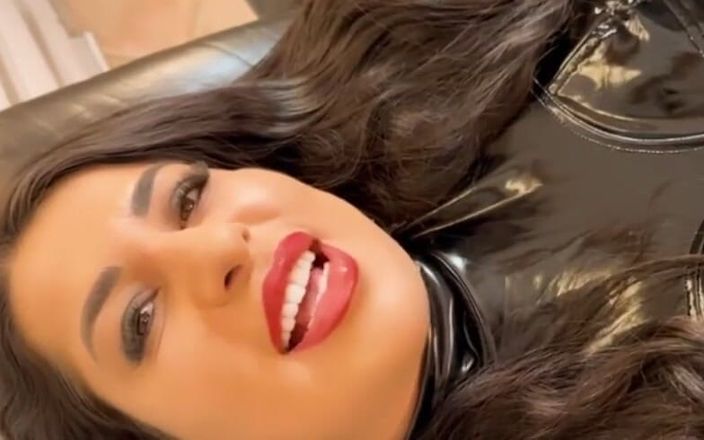 LadyAyse5: 노예를 풀어주는 여신