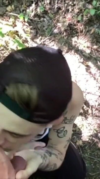 Sus dos hermanasTra James usada en crudo por el vapor Cedric en el bosque crucero