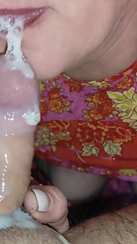 Porra na boca e gozadas internas caseiras maduras milf