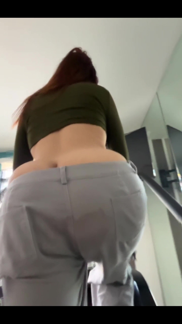 Jayla Cuateco: Ma rousse et moi taquinons les hommes à la salle de...