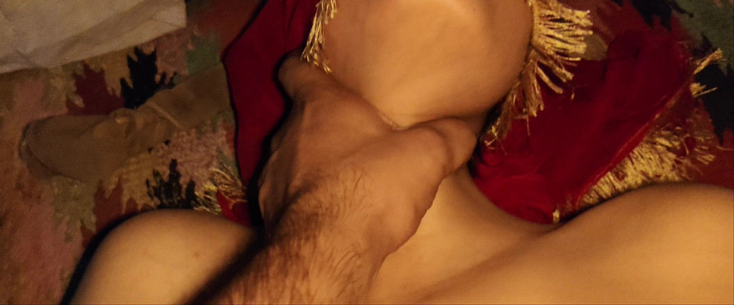 Hot_couple_vibes: Het poesje van de Indische hete Desi Bhabhi was gevuld
