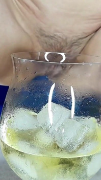 Lala Licious - Rabo de pau para todos
