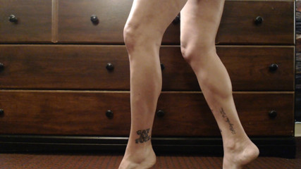 Abby Anna: Beautiful flexed pumped calf muscle