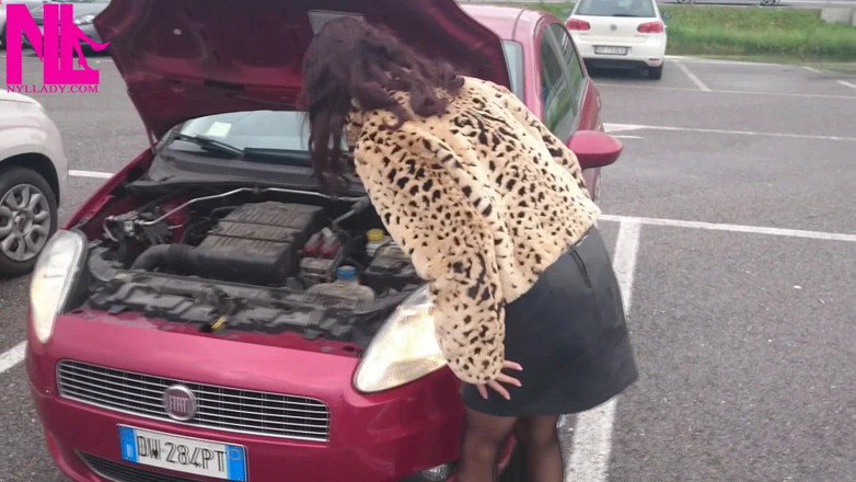 Nyllady: Sexy Speedy Driving in Patent Black Pumps and Seamed Black...