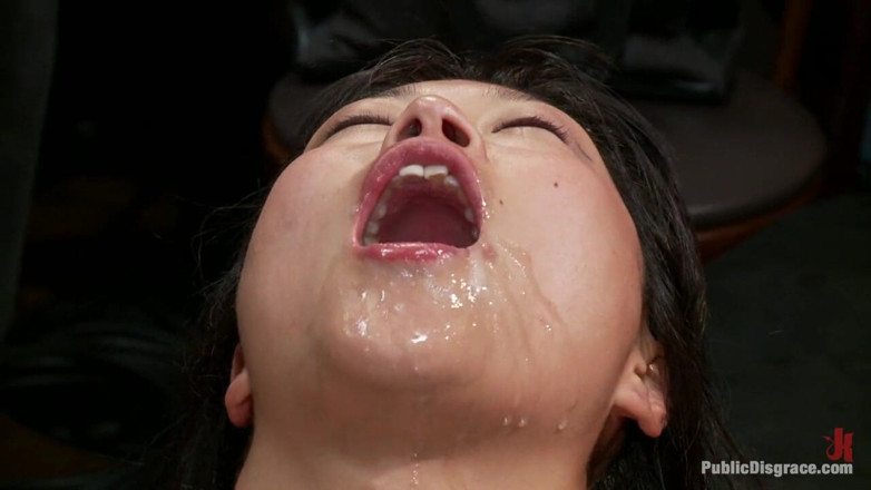 Public Disgrace by Kink: Adorabil model asiatic dezonorat