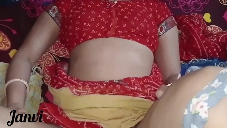 Janvibhabhii: Indisches heißes mädchen und ihr freund machen sex
