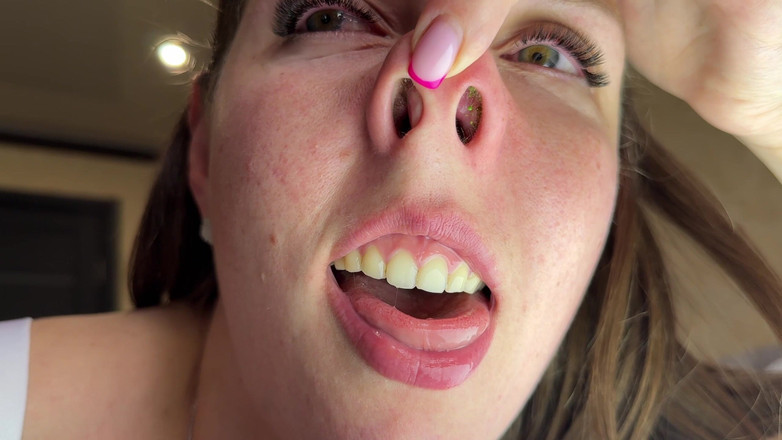 Hottie goddess: Rohe niesige schweinenase