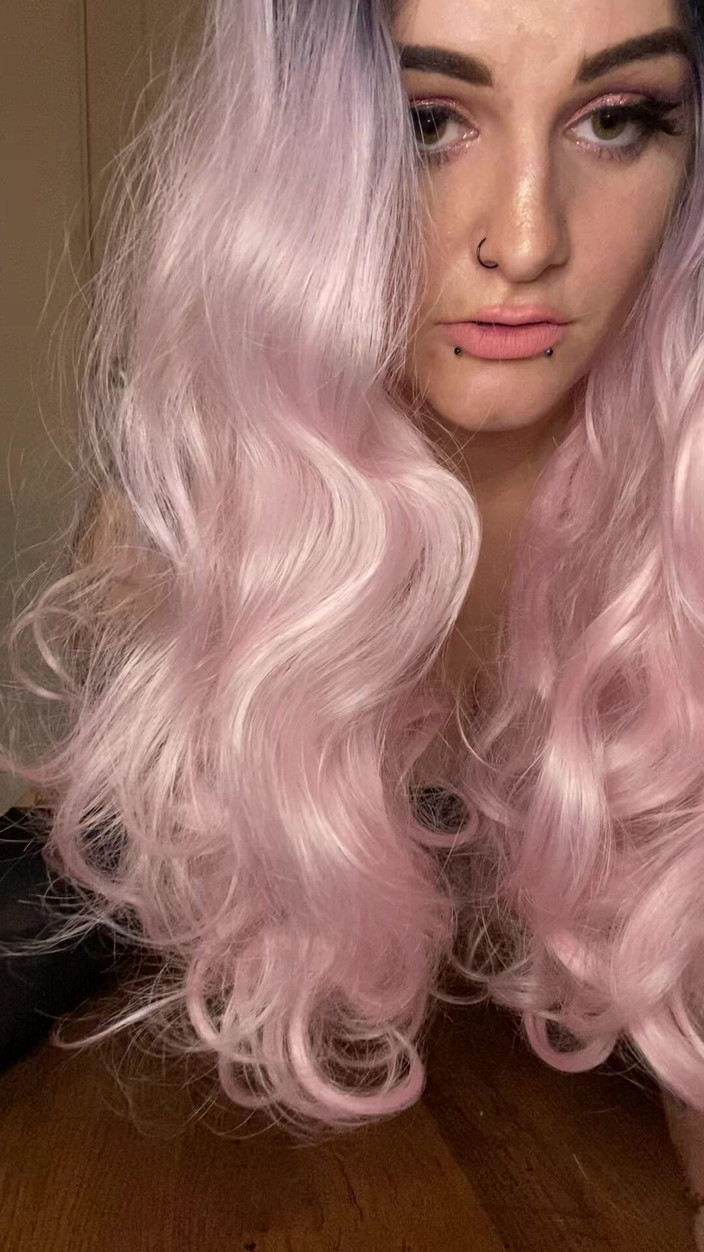 EeveeXo: Eevee probeert haar nieuwe 20 cm lange pik te neuken