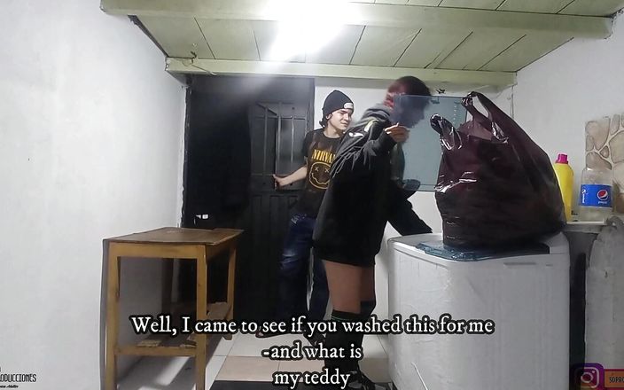 MAFELAGO: Follando a mi hermanastra cachonda mientras ella lava nuestra ropa...