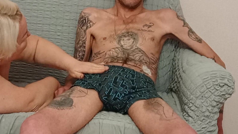 Zona901: Cette femme adore regarder sa belle-mère sucer et se faire...