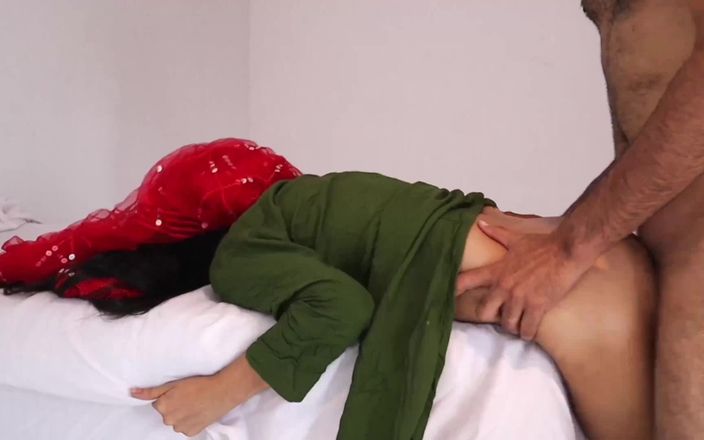 Desifilmy45: Tôi đã cho 20.000 rupees và làm tình tuyệt vời