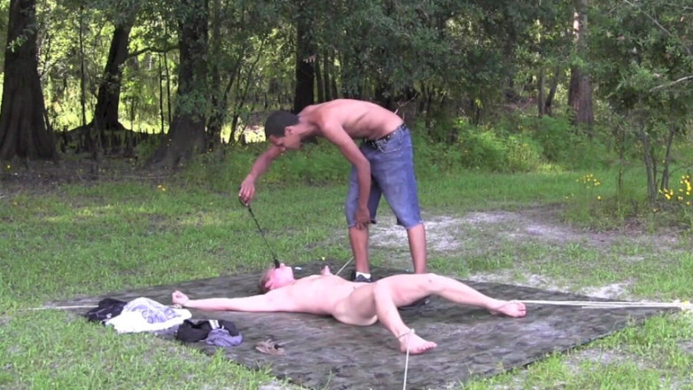 Dream Boy Bondage: Hitchhiker - Chapter 3