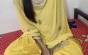 Saara Bhabhi: Hintli seks hikayesi rol oyunu - aldatan Hintli yenge büyük götünü...