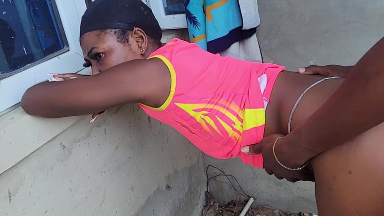 Switcock: Utanför dörren knullar så bra