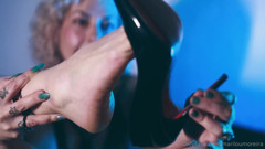 MariLou Moreira: Přijďte mě vidět poskakovat na tomto obřím robertku, dokud se...