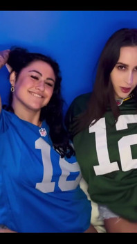 Who’s Ready for the Lions Packers Game?! and I Are! Message Me Gg19 to See Who Comes Out on Top Hehe Go Lions!