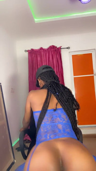 Twerking Naked