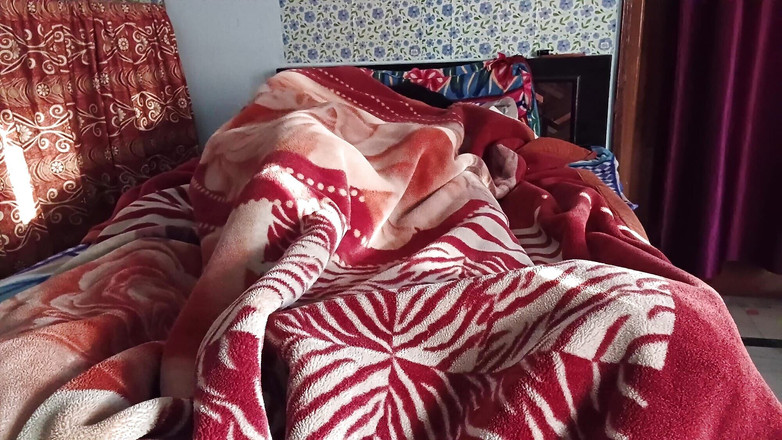 bibiji15: La moglie bollente della mia amica scopa quando suo marito...